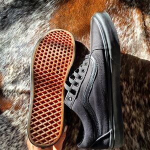 Mens black lace up vans! Size 12